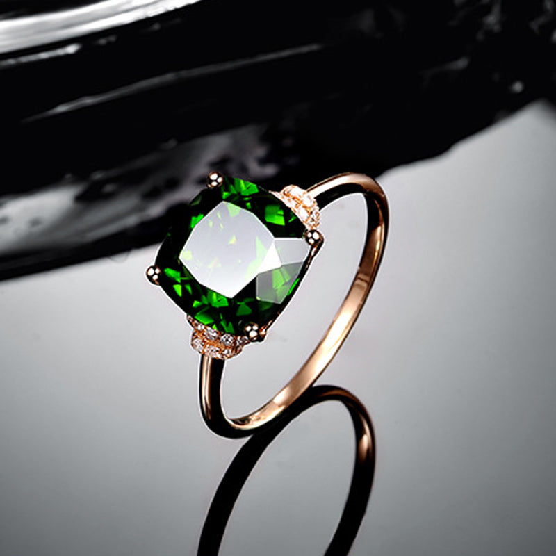 Emerald Crystal Fashion Ring