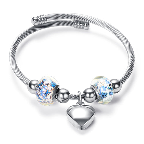 Luxury Bracelet with a Heart Pendant